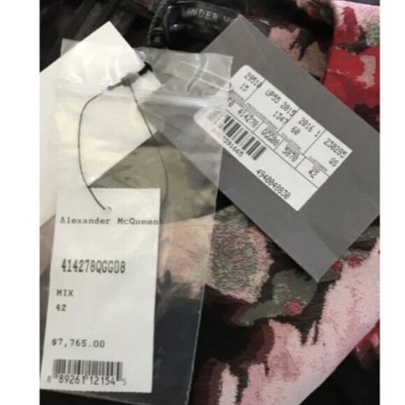 NWT Alexander McQueen Floral Print Dress Size 42 $7700 - Picture 8 of 9
